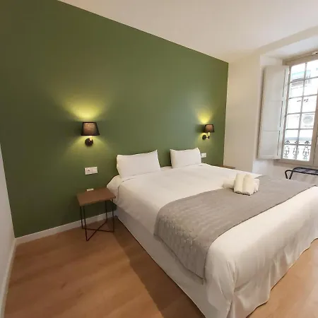 Del Parque Flats Teatro Plaza Premium Malaga